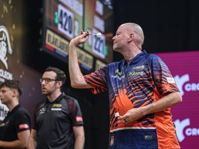 ET13-Evening-Van-Barneveld-Long-18